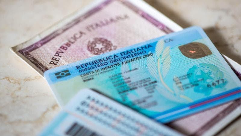 Opzioni per la carta d'identità urgente a Bari