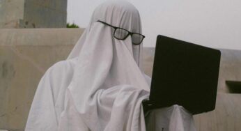 Ghosting, la strategia dei vili: come superarlo e come evitare di lasciarsi travolgere