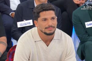 Gianmarco Steri negli studi di Uomini e Donne