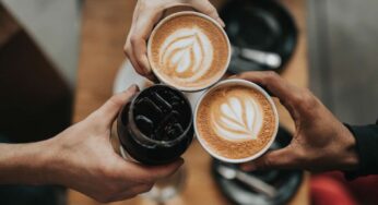 Vuoi avere energia e concentrazione senza bere il caffè? Ecco le sane abitudini per farti essere super sveglio