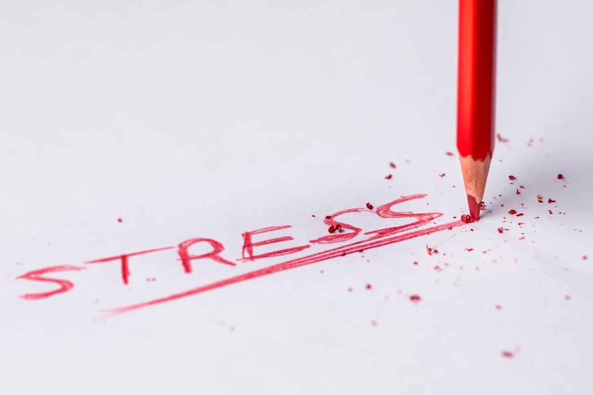 Scritta "stress"