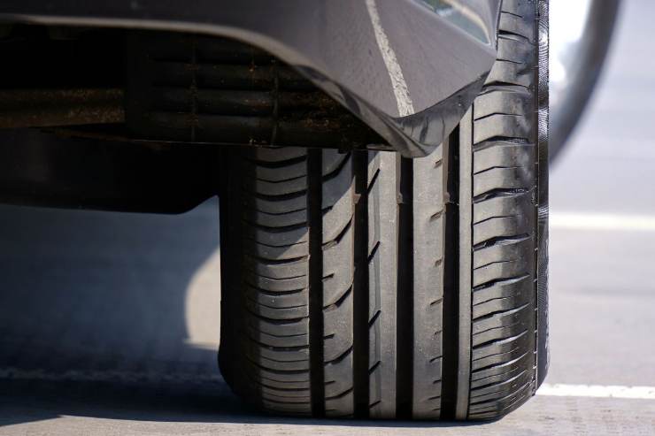 Gomme della macchina