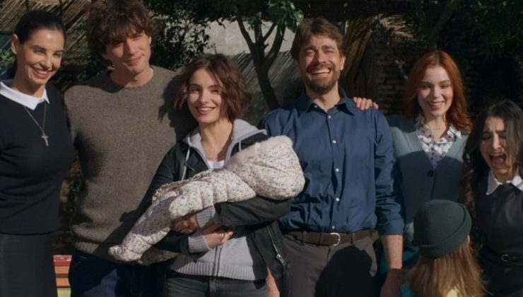 Cast di Che Dio ci Aiuti 8