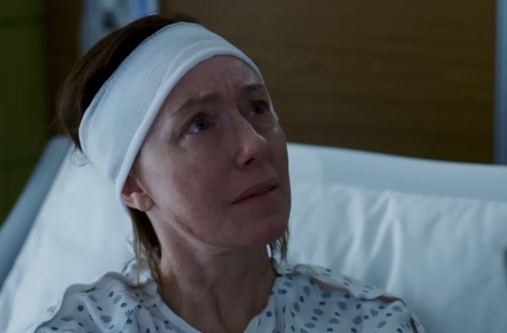 Molly Parker nei panni del dottor Larsen in Doc