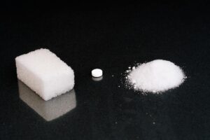 Zucchero in zolletta, dolcificante in polvere e pastiglia