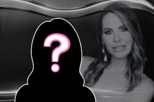Ilary Blasi e sagoma femminile