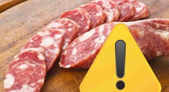 Rischio salmonella, salami ritirati dagli scaffali: “Non consumateli”