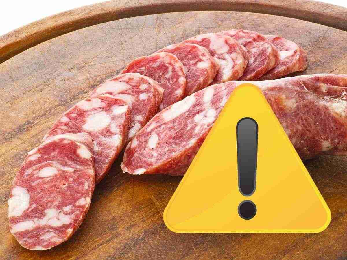 Salame su tagliere segnale attenzione