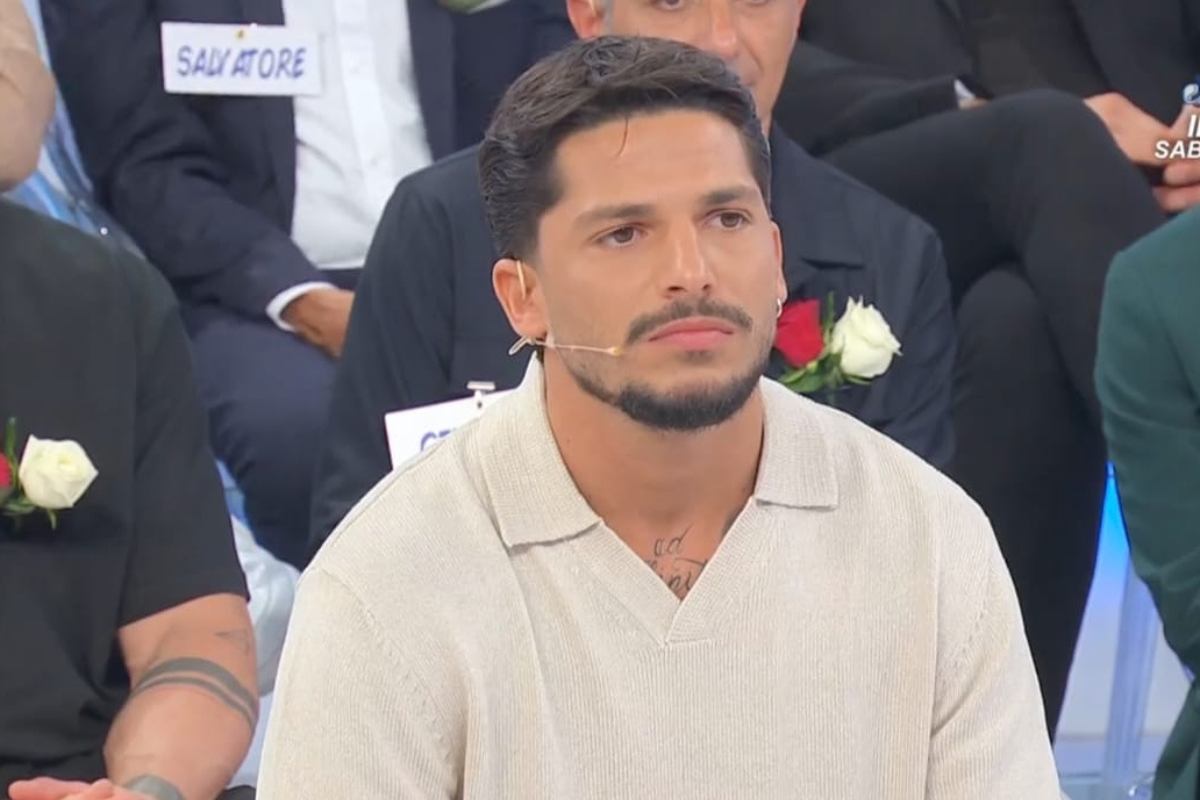 Uomini e donne, il gesto di Gianmarco per la corteggiatrice è inaspettato