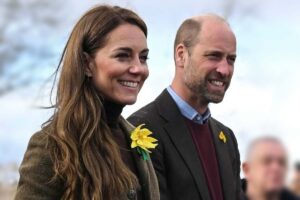 Primo piano di William e Kate durante un evento
