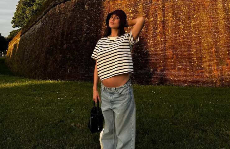cecilia rodriguez mostra il pancione