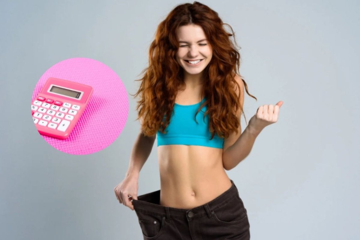 ragazza che gioisce con i pantaloni larghi e nel riquadro una calcolatrice rosa