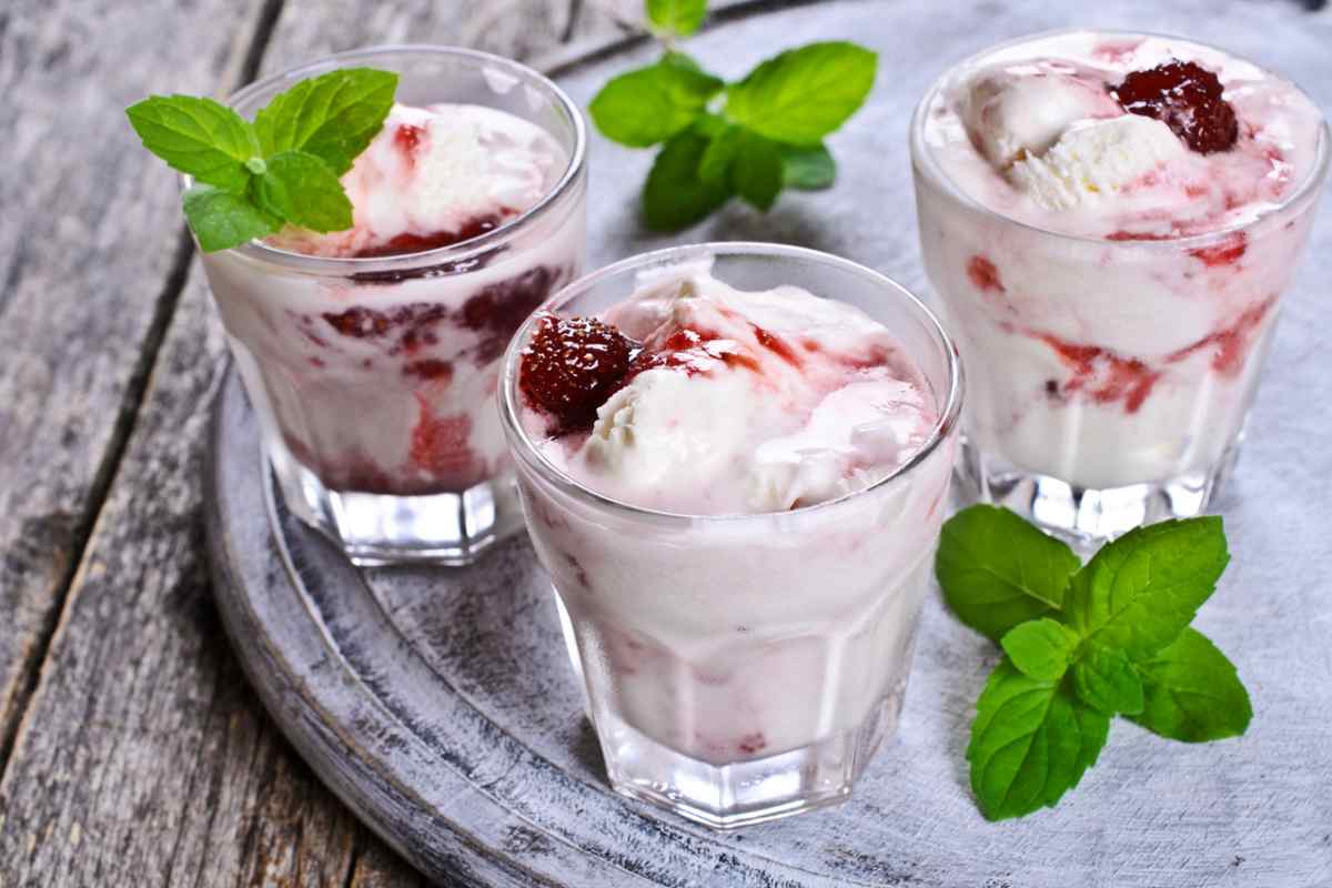 Gelato nei bicchieri