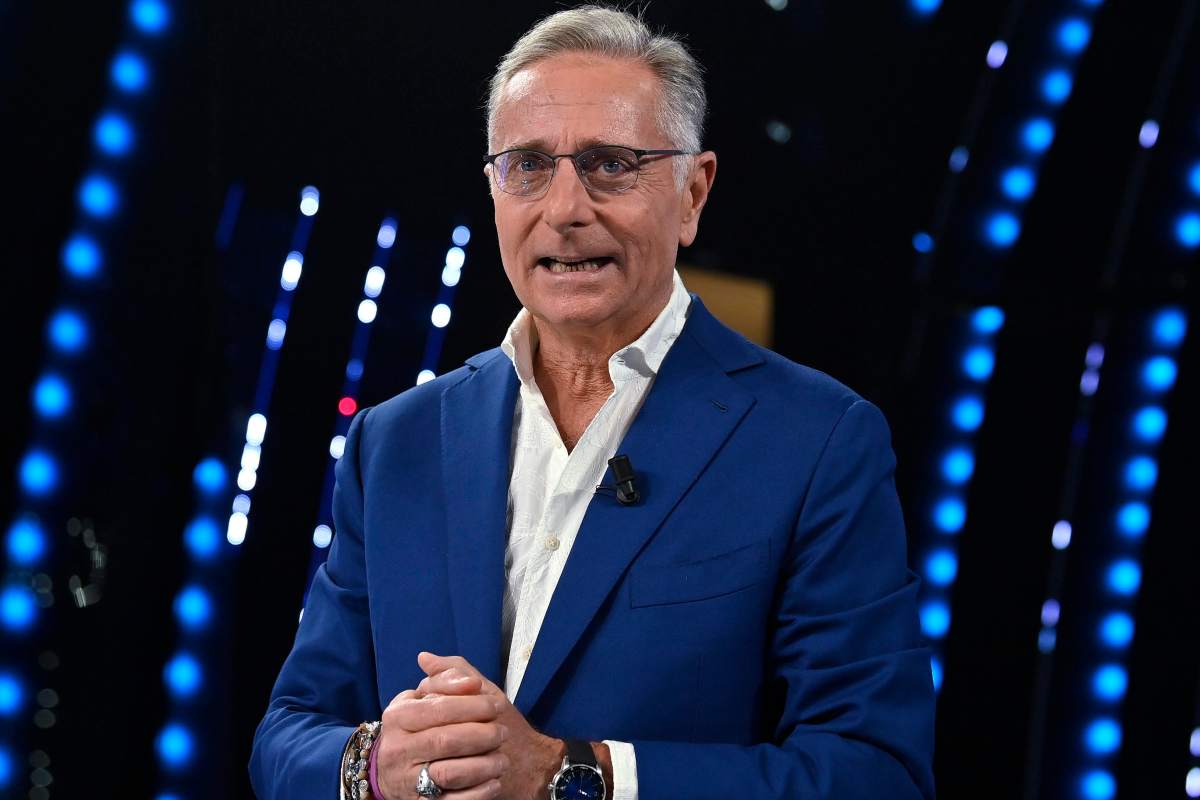 Paolo Bonolis, deciso il destino del conduttore in tv: i fan temono il peggio