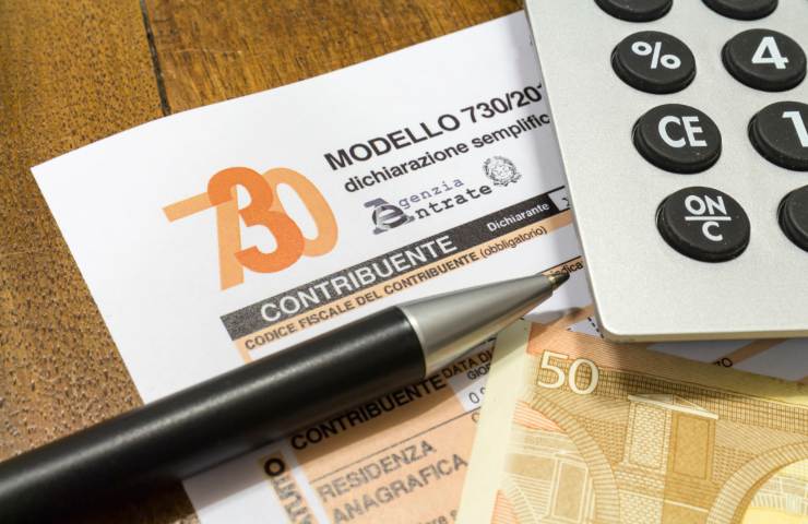 modello 730 e banconote