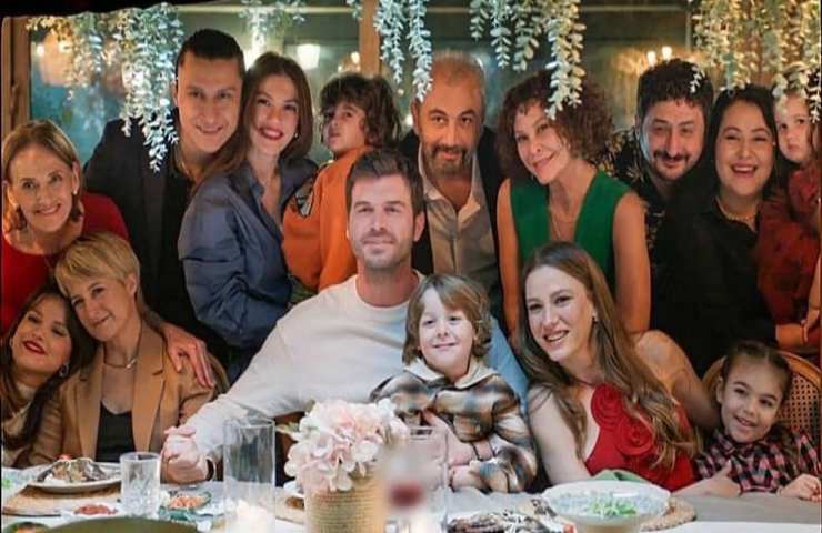 cast di the family