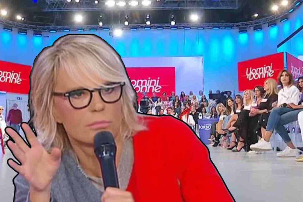 Il trono di Uomini e Donne nel caos: situazione fuori controllo anche per Maria De Filippi