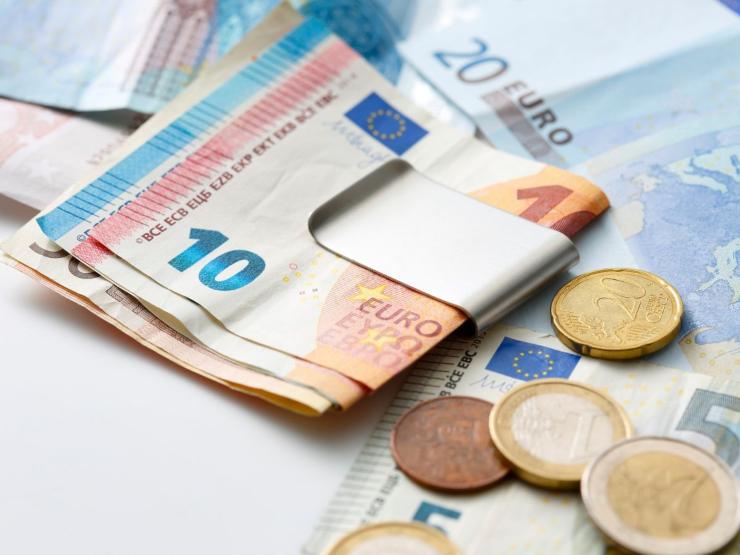 banconote e monete euro