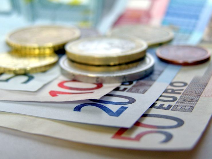 banconote e monete euro