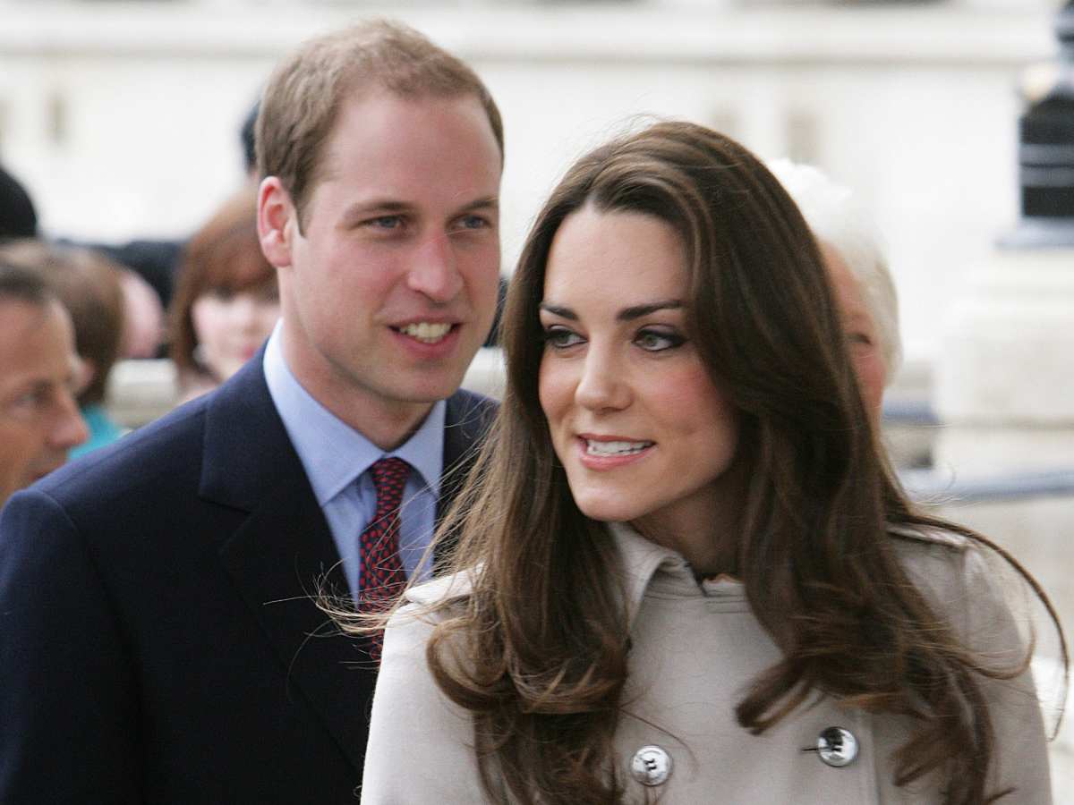 Kate di fronte a William, vecchia foto