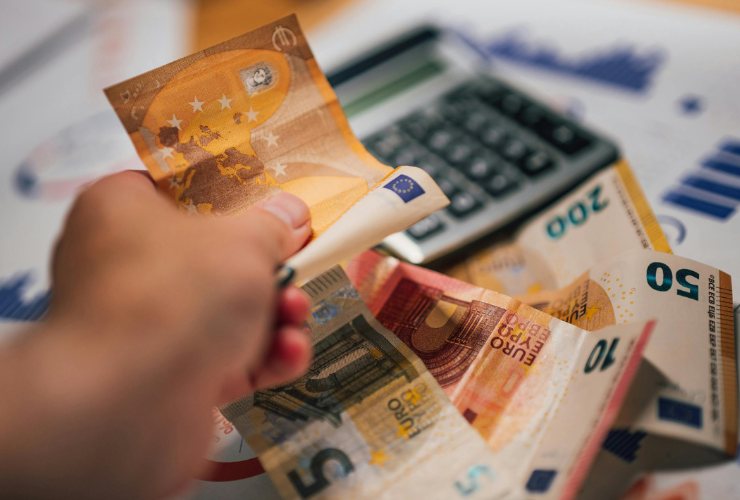 euro e calcolatrice