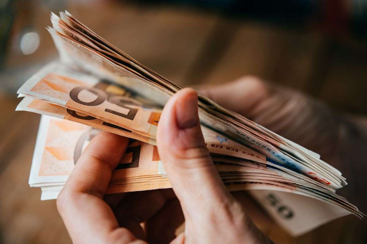 Ex reddito di cittadinanza, cambia la data pagamento a giugno per l’SFL: novità INPS