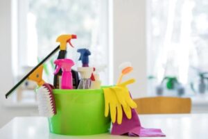 prodotti per pulire casa
