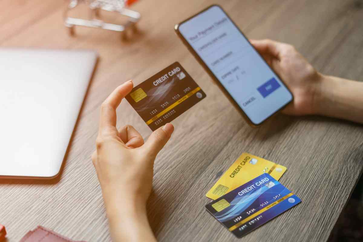 Carte di credito e smartphone