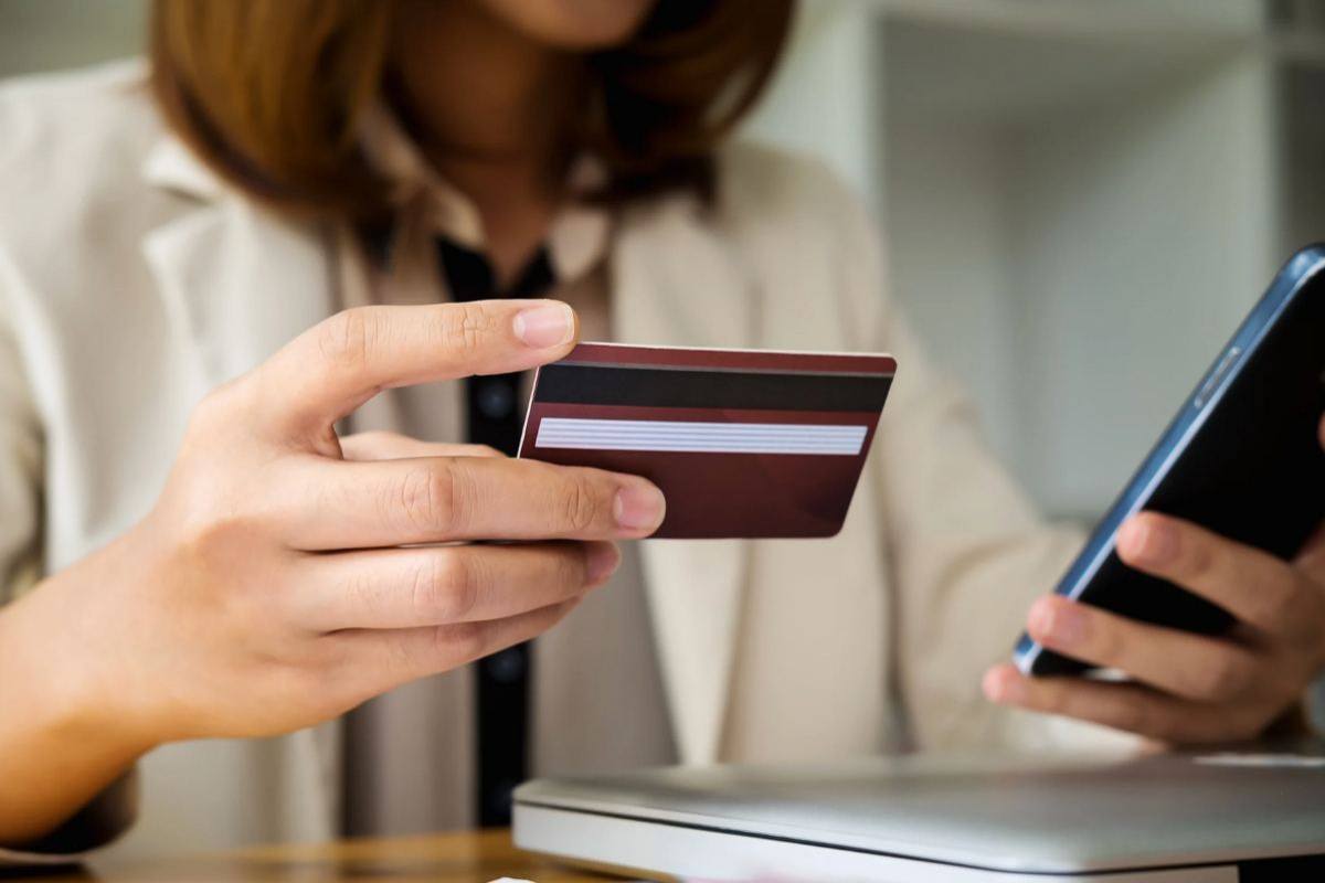 Se ricarichi la tua sim ma il credito resta a zero non farti prendere dal panico: risolvi in pochi minuti