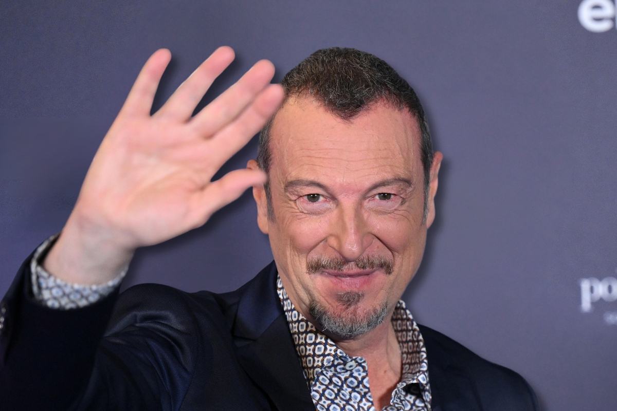 Amadeus: “Il tempo aggiusta tutto”. Il ritorno che fa discutere