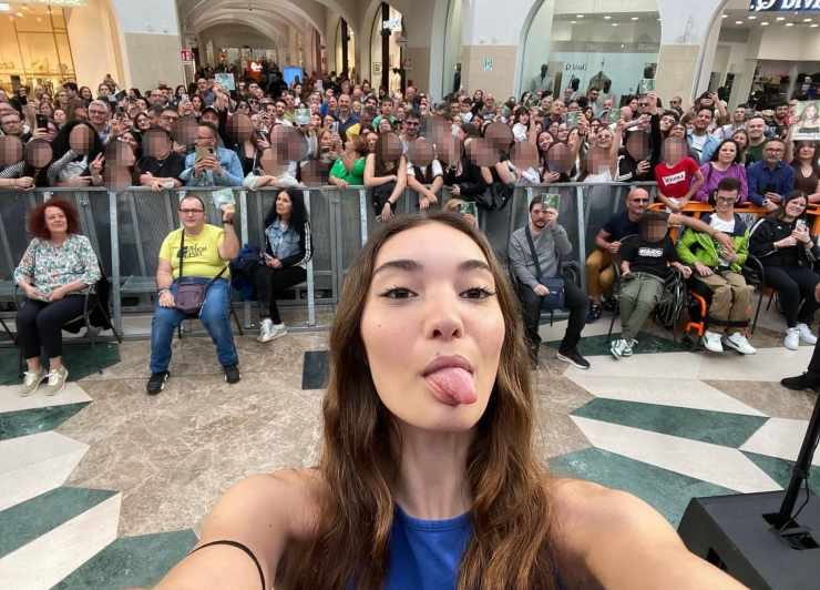 Selfie di Antonia con i fan