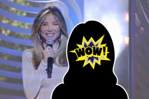 Diletta Leotta e sagoma donna con simbolo wow