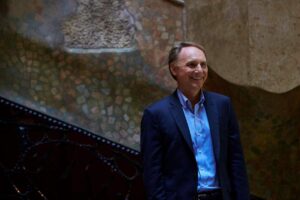 Dan Brown