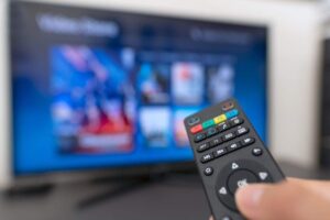 Telecomando e tv