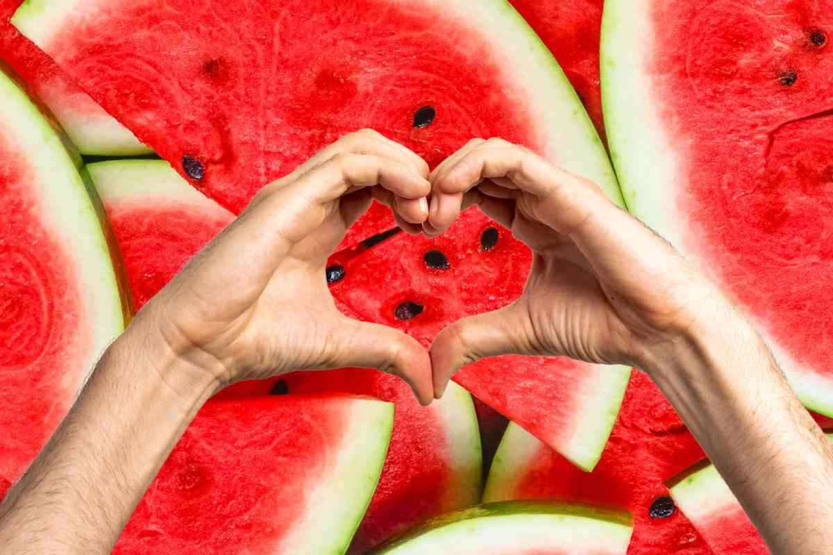 Anguria e mani a cuore
